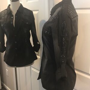 NWT Roar Western Glitz Long Sleeve Button Up Sz M